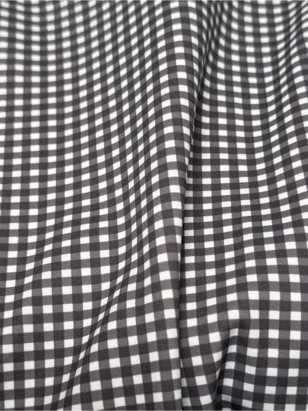 Vuori Black and White Gingham Women’s Skort - Picture 4 of 6